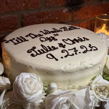 Dolce Isola - The most delicious Old fashioned red velvet cake - Bakeries Near Me - Los Angeles, California