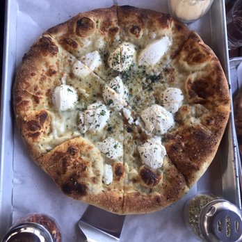 Old County Inn - White pizza - Pizza Near Me - Pine, Arizona Old County Inn - White pizza - Pizza Near Me - Pine, Arizona