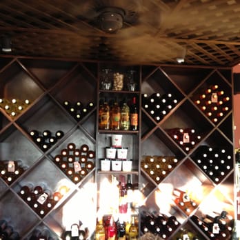 Dancing Bee Winery - Wine selection - Wineries Near Me - Rogers, Texas