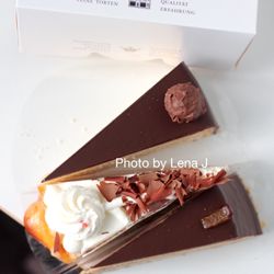 Cron & Lanz - Herrentorte (3,90 €), Aida (3,90 €), Ananas-Baumkuchentorte (3,60 €),