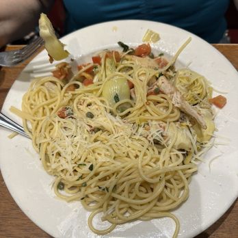 Johnny Carino's - Artichoke spaghetti - Italian Near Me - Oklahoma City, Oklahoma Johnny Carino's - Artichoke spaghetti - Italian Near Me - Oklahoma City, Oklahoma