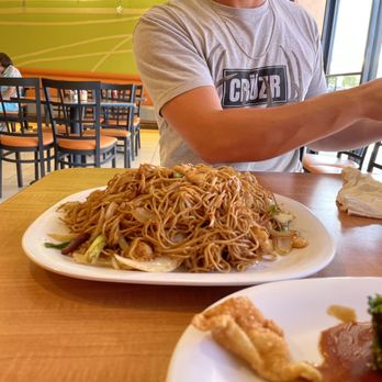 Jade Cafe - House Special Cantonese Chow Mein - Chinese Near Me - Sugar Land, Texas