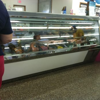 Olde Kountry Markets - a woman in a grocery store - Grocery Near Me - Westmoreland, New York Olde Kountry Markets - a woman in a grocery store - Grocery Near Me - Westmoreland, New York