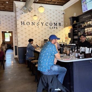 Honeycomb Cafe - Bar area - New American Near Me - Belmont, North Carolina