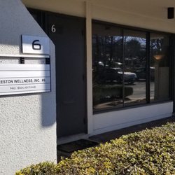 Reston wellness - This place is behind Pizza Hut and McDonald's in the small office buildings