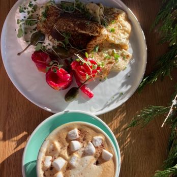 Lele Cake - Coffee & Tea Near Me - Los Gatos, California