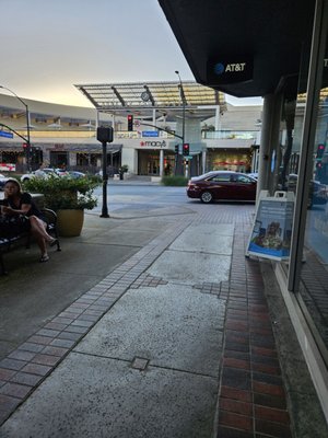 Burbank Town Center by null