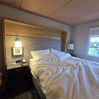 Holiday Inn Marquette - Pre-departure - Hotels Near Me - Marquette, Michigan