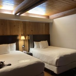 Clean updated rooms Clean updated rooms