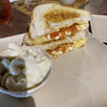 Great Oaks Tavern - Moms sandwich, mac and cheese side - Burgers Near Me - Wadsworth, Ohio Great Oaks Tavern - Moms sandwich, mac and cheese side - Burgers Near Me - Wadsworth, Ohio