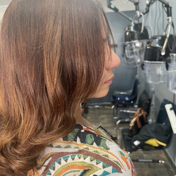 Dominican professional - Hair Salons Near Me - New York, New York Dominican professional - Hair Salons Near Me - New York, New York