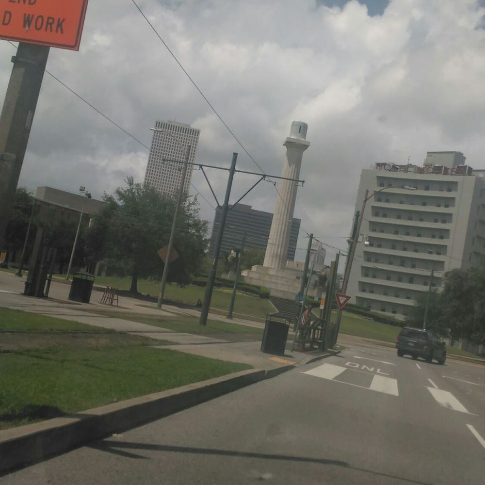 Lee Circle - Lee is gone, the pedestal remains - Landmarks & Historical Buildings Near Me - New Orleans, Louisiana
