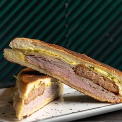 Adriano's Doral - The Cuban