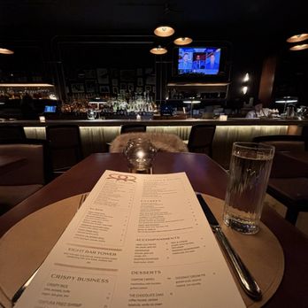 Maple & Ash - Classic look, warm ambience - Steakhouses Near Me - Chicago, Illinois