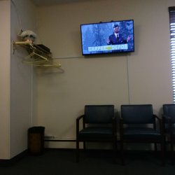 Raio Michael Dopc MD - Comfortable chairs and TV in waiting room.