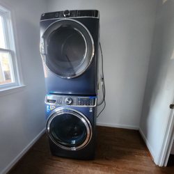 Lowe's Home Improvement - New washer and dryer