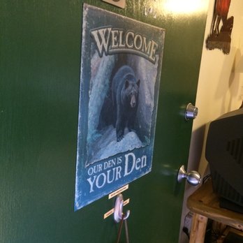 The Woodsman Country Lodge - Each room has a unique, themed decor. - Hotels Near Me - Crescent, Oregon The Woodsman Country Lodge - Each room has a unique, themed decor. - Hotels Near Me - Crescent, Oregon