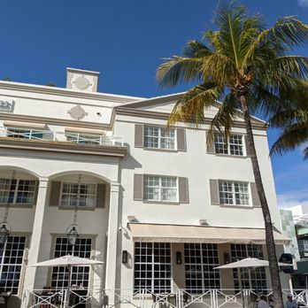 Ocean Drive - Landmarks & Historical Buildings Near Me - Miami Beach, Florida Ocean Drive - Landmarks & Historical Buildings Near Me - Miami Beach, Florida