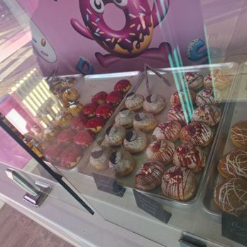Fab’s Donuts - Desserts Near Me - Toronto, Ontario Fab’s Donuts - Desserts Near Me - Toronto, Ontario