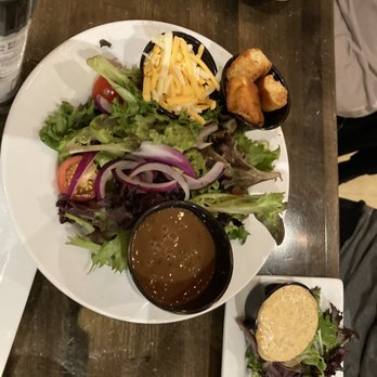 The Brick & Barrel - House Salad with vinaigrette dressing - Bars Near Me - Leesburg, Florida The Brick & Barrel - House Salad with vinaigrette dressing - Bars Near Me - Leesburg, Florida