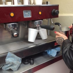 Kombi n' Coffee - #cafe na Dolores! #yelpcuritiba