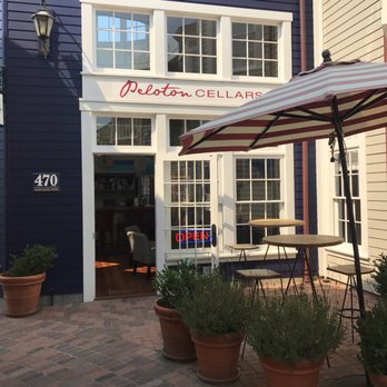 Peloton Cellars - Wineries Near Me - Avila Beach, California