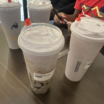 Hella Bubble - Taro slushes - Bubble Tea Near Me - Kingwood , Texas
