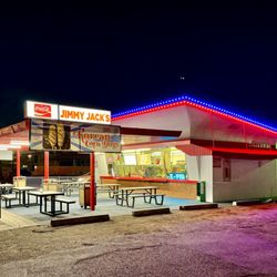 Jimmy Jacks Wings & Burgers - JJ's Patio