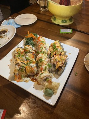 MAKI SUSHI BAR & GRILL by null