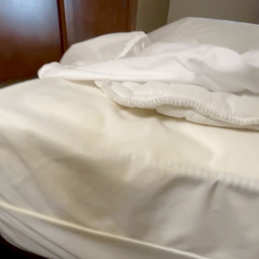 Comfort Inn The Pointe - Linens - Hotels Near Me - Niagara Falls, New York Comfort Inn The Pointe - Linens - Hotels Near Me - Niagara Falls, New York