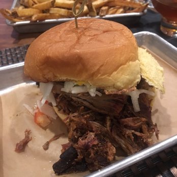 Mac & Walt's - Bars Near Me - Norton, Massachusetts