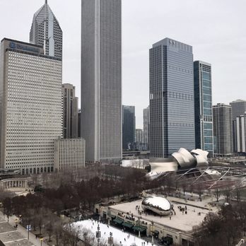 Cindy's Rooftop - Dat view doe - New American Near Me - Chicago, Illinois Cindy's Rooftop - Dat view doe - New American Near Me - Chicago, Illinois