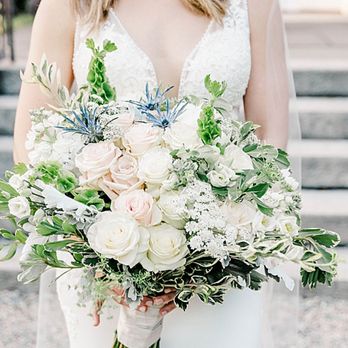Studio One Twenty Three West - Florists Near Me - Braintree, Massachusetts