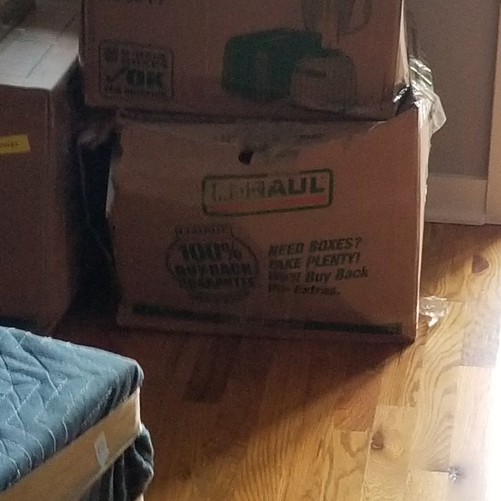 Cali Relocation Systems - Smushed boxes in truck - Movers Near Me - Commerce, California Cali Relocation Systems - Smushed boxes in truck - Movers Near Me - Commerce, California
