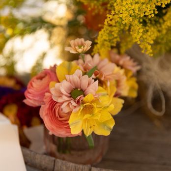 BLOOMS design house - Florists Near Me - Oceanside, California