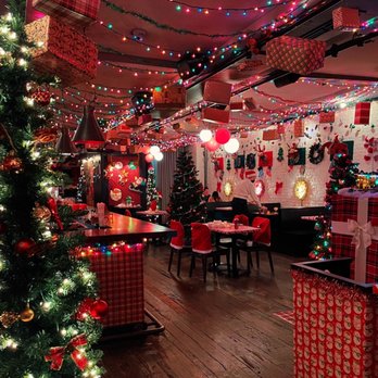 Miracle | on 8th Street - a christmas tree in a restaurant - Cocktail Bars Near Me - New York, New York Miracle | on 8th Street - a christmas tree in a restaurant - Cocktail Bars Near Me - New York, New York