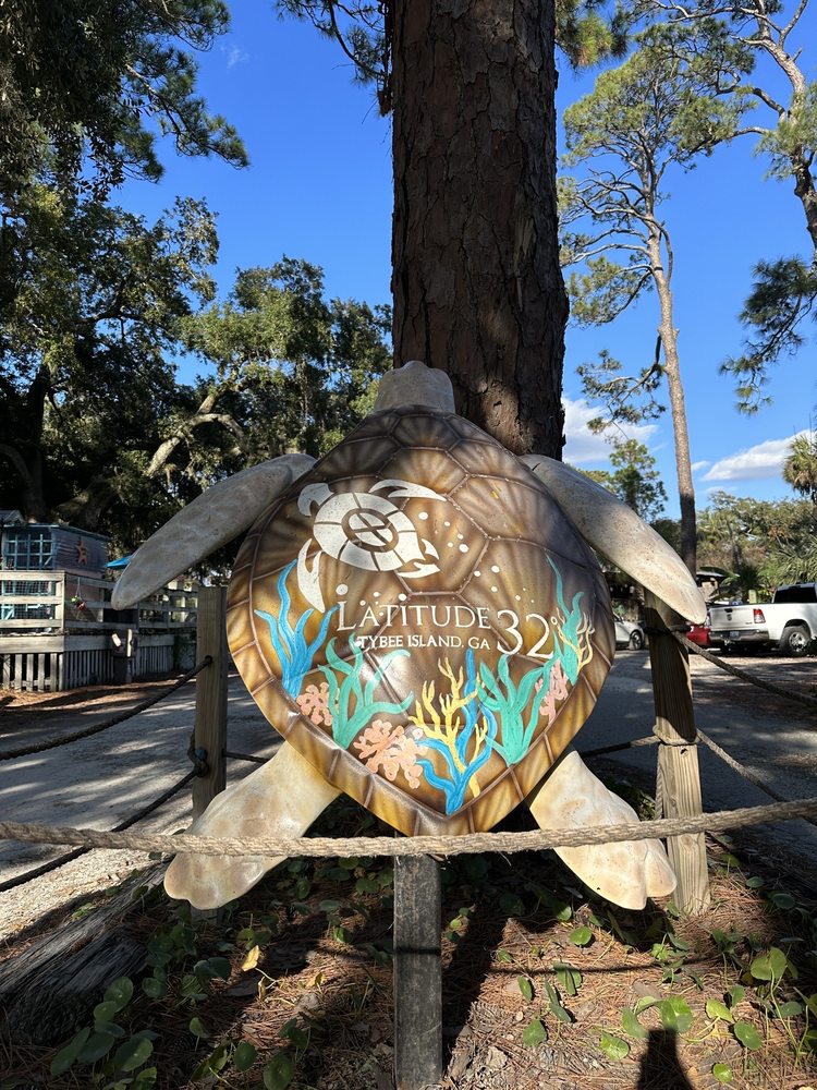 tybee shops at the oaks Image