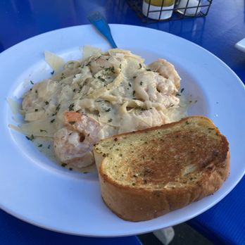 Harrison's Landing - Pasta Afredo with shrimp -excellent - Seafood Near Me - Corpus Christi, Texas