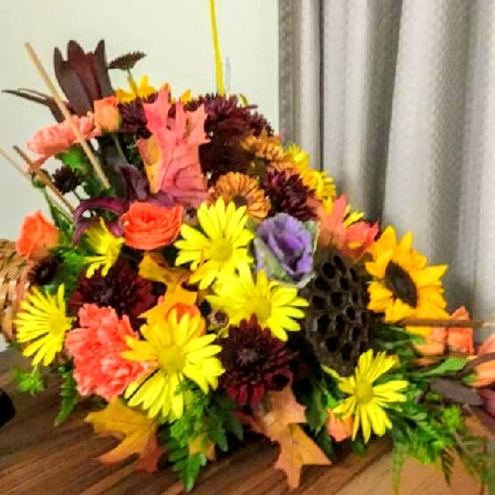 Celebrations - The arrangement sent to my grandmother. Absolutely lovely! - Florists Near Me - Live Oak, Florida