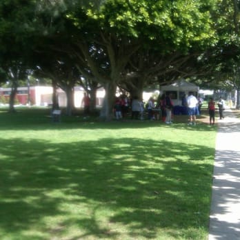 Veteran's Memorial Park - Parks Near Me - Culver City, California