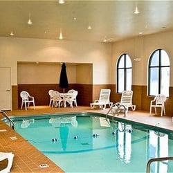Holiday Inn Express & Suites