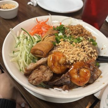 Pho Viet - Combination Bun (Vermicelli Noodle Bowl) - Vietnamese Near Me - Forest, Virginia Pho Viet - Combination Bun (Vermicelli Noodle Bowl) - Vietnamese Near Me - Forest, Virginia