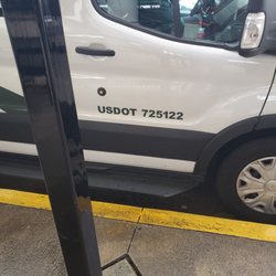 Groome Transportation - Driver of this Van was very unprofessional and disrespectful to two lost customers in ATL. An embarrassment representative of this company