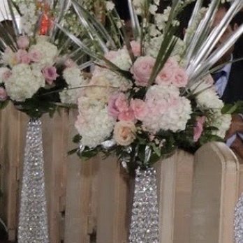 Lupita's Flower Shop - Florists Near Me - Chicago, Illinois