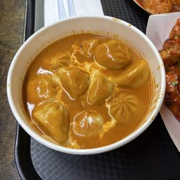 Butter Chicken Momo
