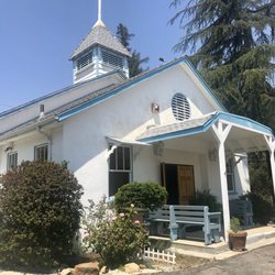Topanga Christian Fellowship - Out front - the country church