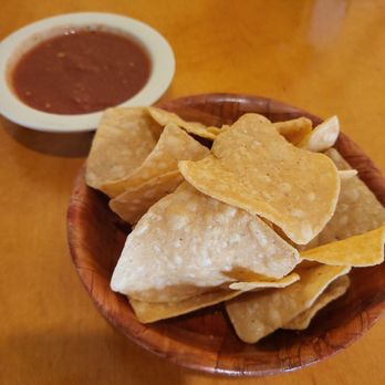La Fiesta Grande - Chips & Salsa - Mexican Near Me - Pasadena, California La Fiesta Grande - Chips & Salsa - Mexican Near Me - Pasadena, California