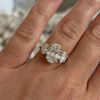 Philip Bortz Jeweler - Jewelry Near Me - Cincinnati, Ohio Philip Bortz Jeweler - Jewelry Near Me - Cincinnati, Ohio