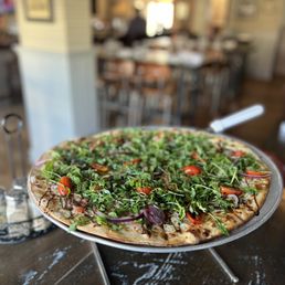 Salad pizza