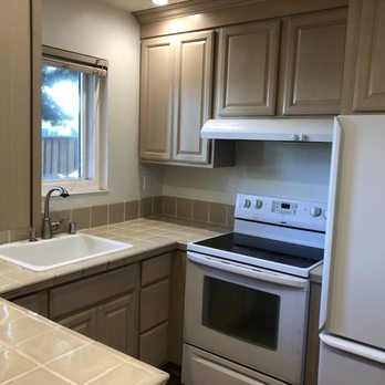 JV Cabinets - Before JV Cabinets - Cabinetry Near Me